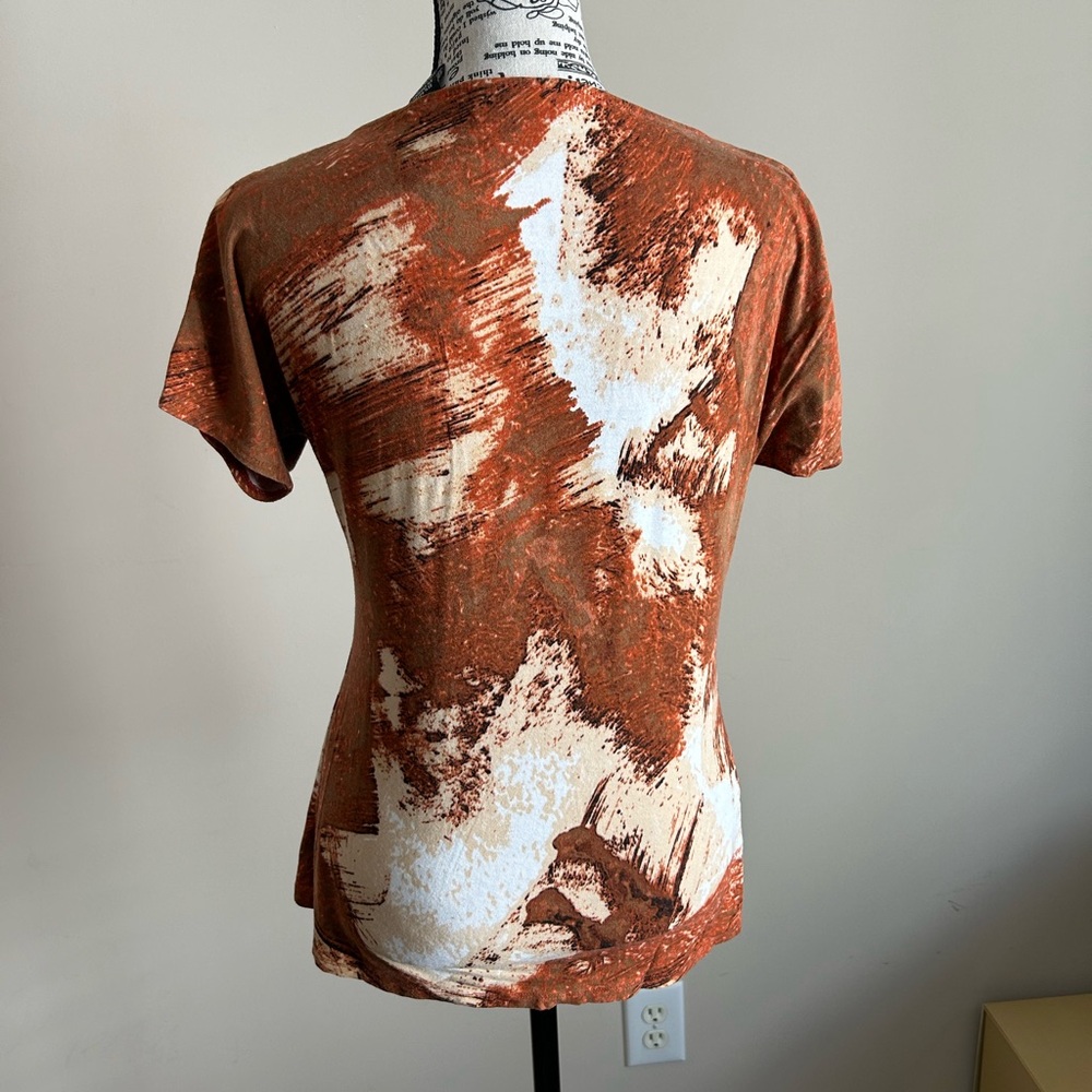 New York & Company Rust and Cream Stretch T-Shirt - Picture 2 of 3